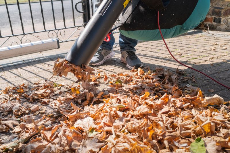 Mulching Leaves Effectively